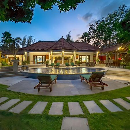 Villa Bugis Abimanyu Seminyak Exteriér fotografie