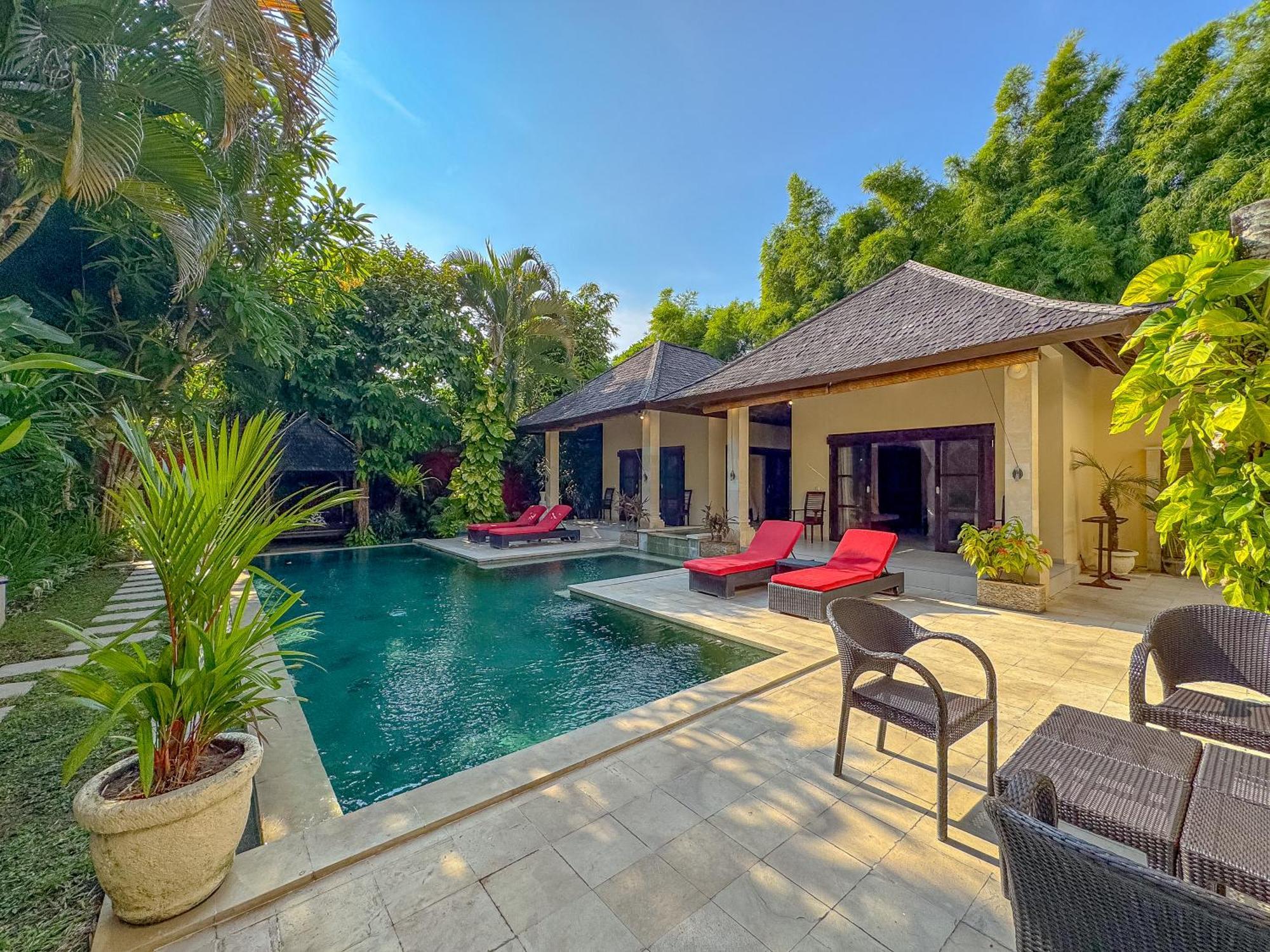 Villa Bugis Abimanyu Seminyak Pokoj fotografie