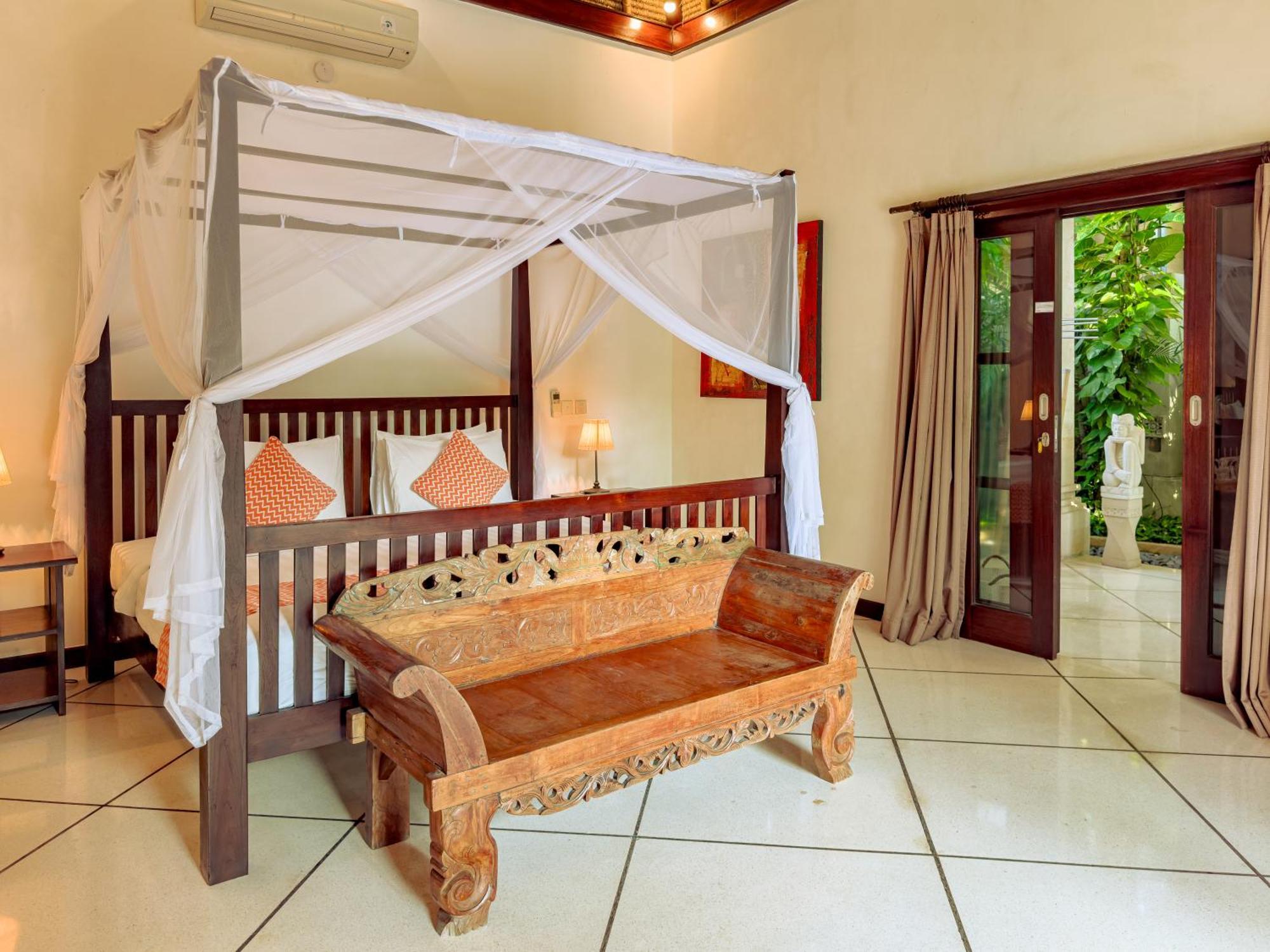 Villa Bugis Abimanyu Seminyak Pokoj fotografie