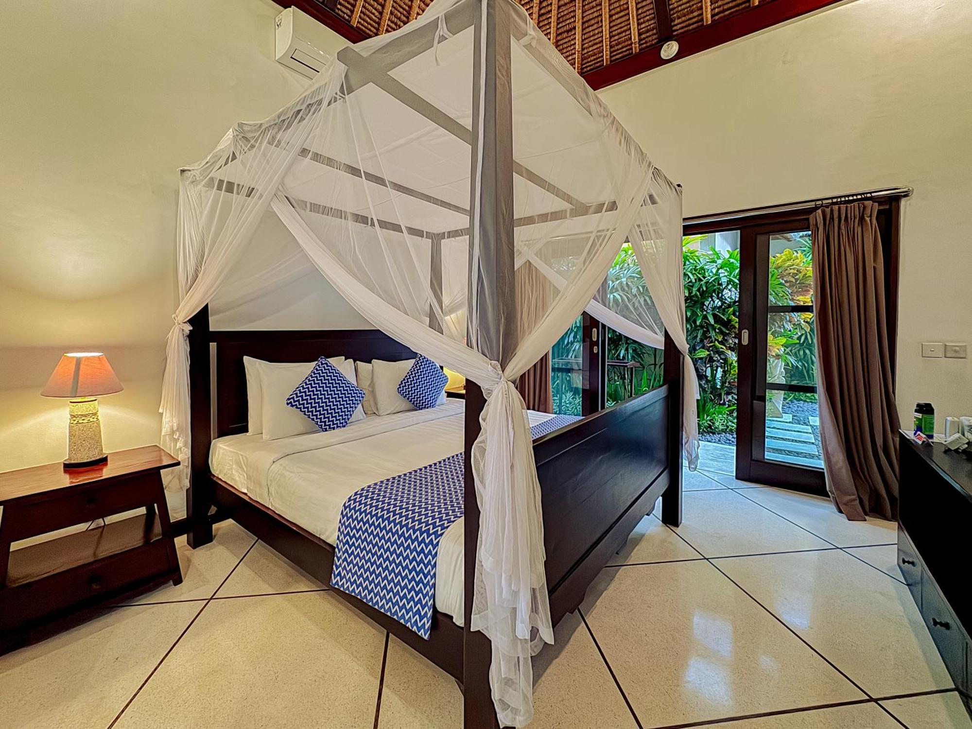 Villa Bugis Abimanyu Seminyak Pokoj fotografie