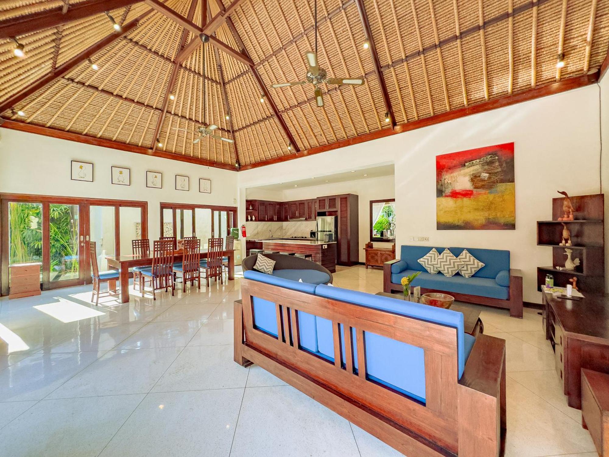 Villa Bugis Abimanyu Seminyak Pokoj fotografie